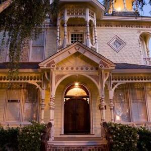 Victorian Mansion Bed and Breakfast Inn