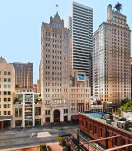 The Joule Dallas hotel near Kay Bailey Hutchison Convention Center
