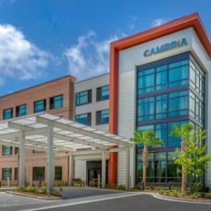 DoubleTree by Hilton Charleston Riverview