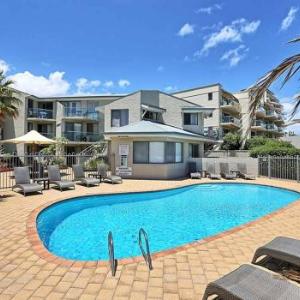 Scarborough Beach Front Resort - Shell Seven
