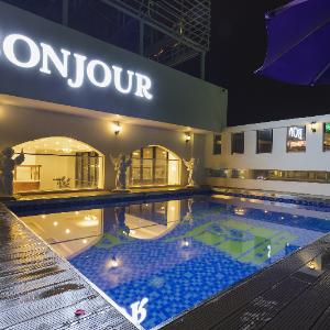 Bonjour Nha Trang Hotel