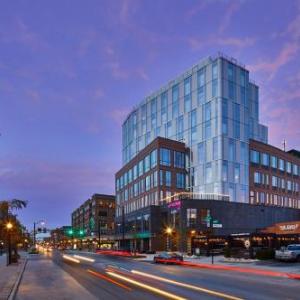 Moxy Columbus Short North hotel photo