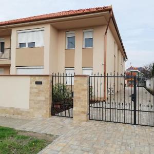 Imola és Andrea Apartmanház 3