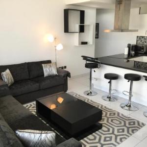 Espace Holiday Homes - Giovanni Boutique Suites 6