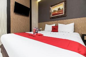 RedDoorz Plus @ Tuparev Cirebon, Cirebon