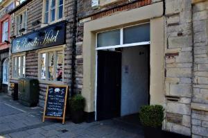 The Portcullis Hotel, Thornbury