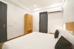 OYO Townhouse 179 Daffodils Sector 52, Gurgaon