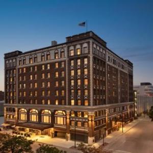 Hotels near Phat Headz Green Bay - Hotel Northland Autograph Collection by Marriott