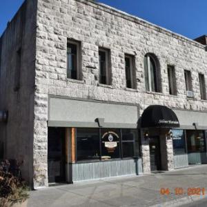 Silver Horseshoe Inn