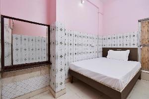 SPOT ON 47639 Mahakal Lodge, Nanded