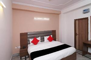 Capital O 29330 Esscon House, Gurgaon