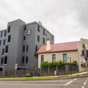 Holiday Inn & Suites Parramatta Marsden Street