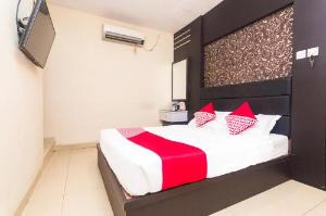 OYO 1581 Hotel Grand Palace, Batam
