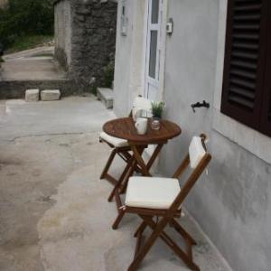 Apartments with WiFi Rijeka - 16026