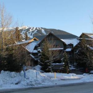 Glacier's Reach by Whistler Retreats