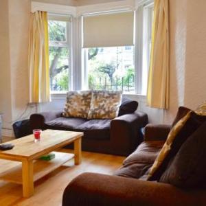 Comfortable 2 Bed apartment in Blackford