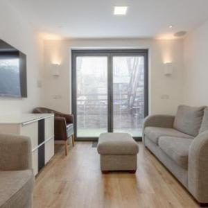 Luxury London Apartment Sleeps 6