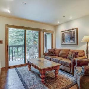 Newly Renovated 2 Bed 2 Bath Beaver Creek Condo Condo