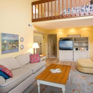 New Listing! Pet-Friendly Beach Villa With Pool Condo