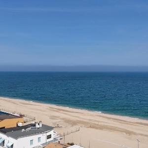 MIALMARE Sud - Marcelli nuovo trilocale in centro fronte mare