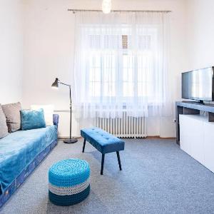 Historic Grace Classical Apartment at Corvin