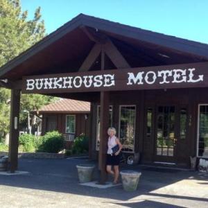 Bunkhouse motel