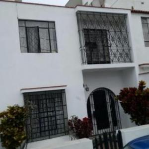 Cozy and Comfortable Home in MIRAFLORES