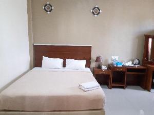 Minang Jaya Syariah Hotel, Padang