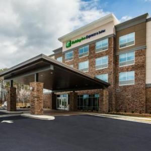 Holiday Inn Express & Suites Atlanta N - Woodstock