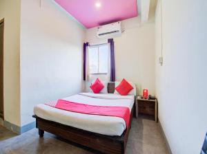 OYO 9910 Sambram Inn, Pimpri