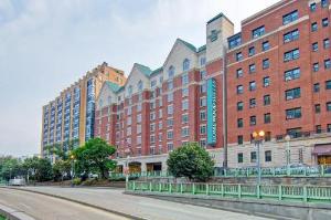 Homewood Suites by Hilton Washington, D.C. Downtown hotel near Walter E. Washington Convention Center