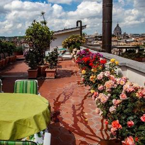 Tolles Appartement in Rione Iv Campo Marzio mit Panorama-Terrasse Trevi-Brunnen in der Nähe