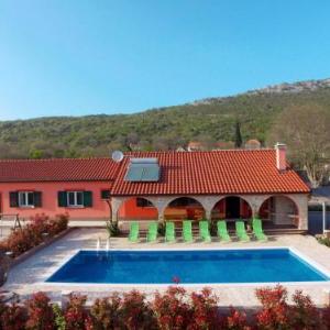 Holiday Home Vila Lujko