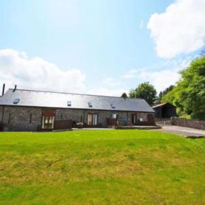 Holiday Home Sgubor yr Onwydden