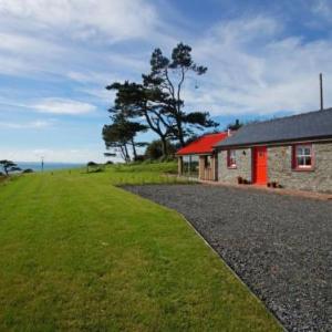 Holiday Home Cae Cwpwl