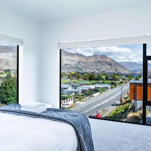 Grand Alpine Vista Escape