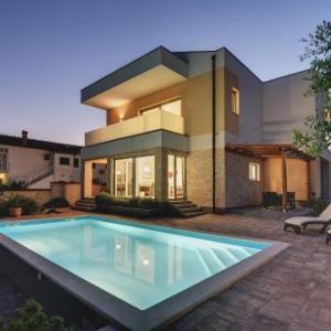 Villa White