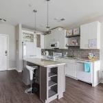 City 1BR with Full Kitchen Near Uptown & Airport