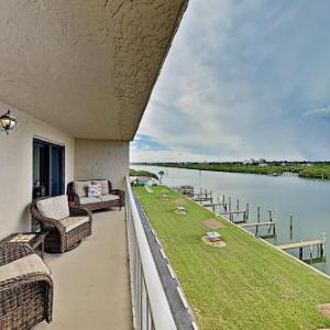 New Listing! Waterfront Condo with Pool & Dock condo