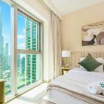 Burj Khalifa & Dubai Mall Views 2-Bedroom Home