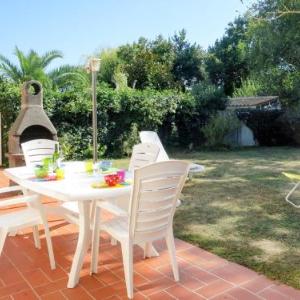 Holiday Home Les Franches - IDO205