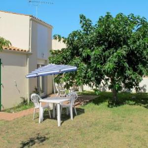 Holiday Home Les Aubioches - IDO224