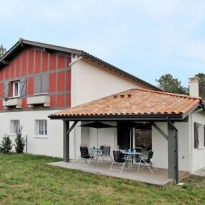 Holiday Home Villa du Coy - MES185