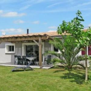 Holiday Home Dorgeles - SUL130