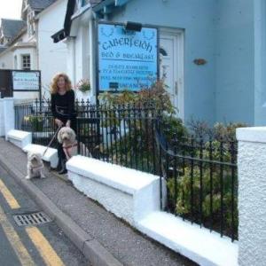 6 Caberfeidh( Blue House )