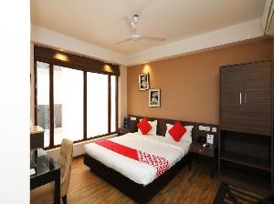 Capital O 736 Hotel Saltee, Kolkata