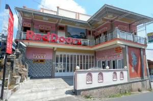 RedDoorz near Desa Wisata Tambi Dieng, Wonosobo