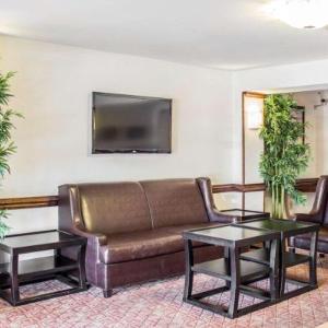 Hotels near Lenovo Center - Quality Inn Raleigh Downtown