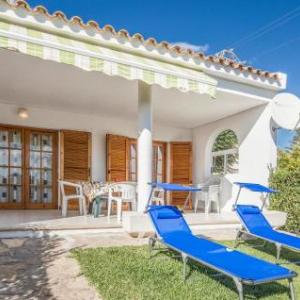 Beautiful home in Peniscola w/ WiFi Outdoor swimming pool and 2 Bedrooms