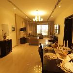 spacious 3br apartment Burj View